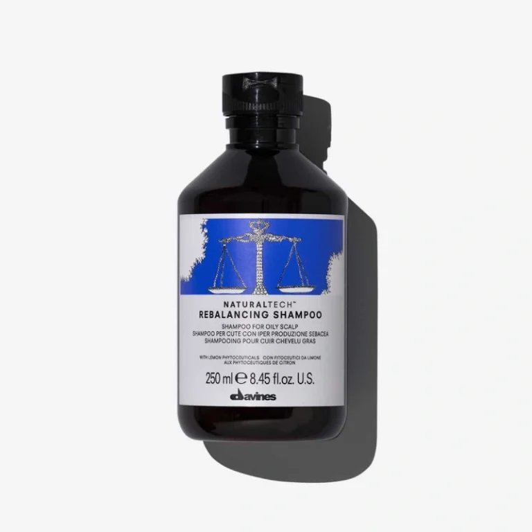 Шампунь для відновлення ліпідного балансу шкіри голови DAVINES NATURALTECH Rebalancing Shampoo 250 мл